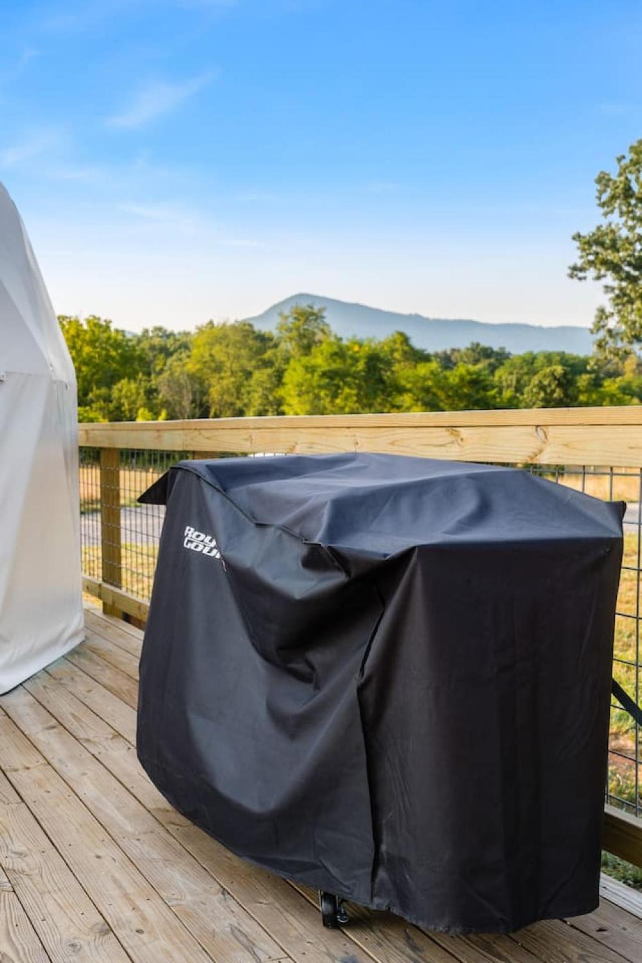 Gasthaus Tranquil Dome At Faraway Camp Luray Exterior foto